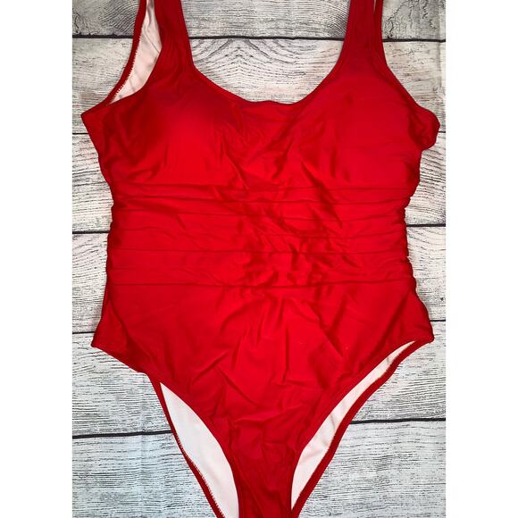 Women’s One Piece Ruched Waist Band Swimsuit- Size Large - Picture 2 of 3